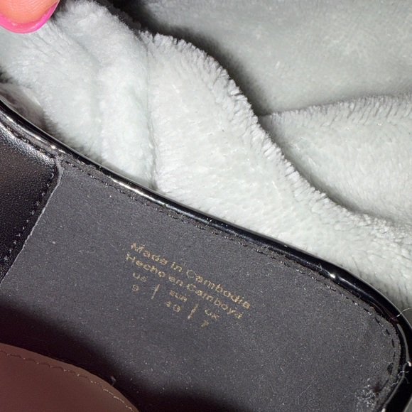 Aldo Black Patent Croc Lace-Up Pointed Flats - Picture 3 of 3